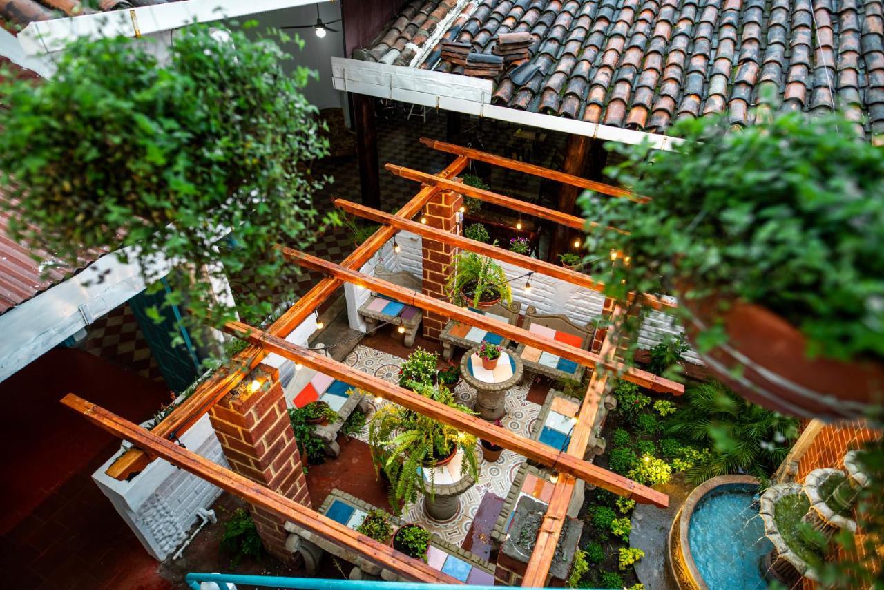 Hostal Victoria Granada Exterior foto